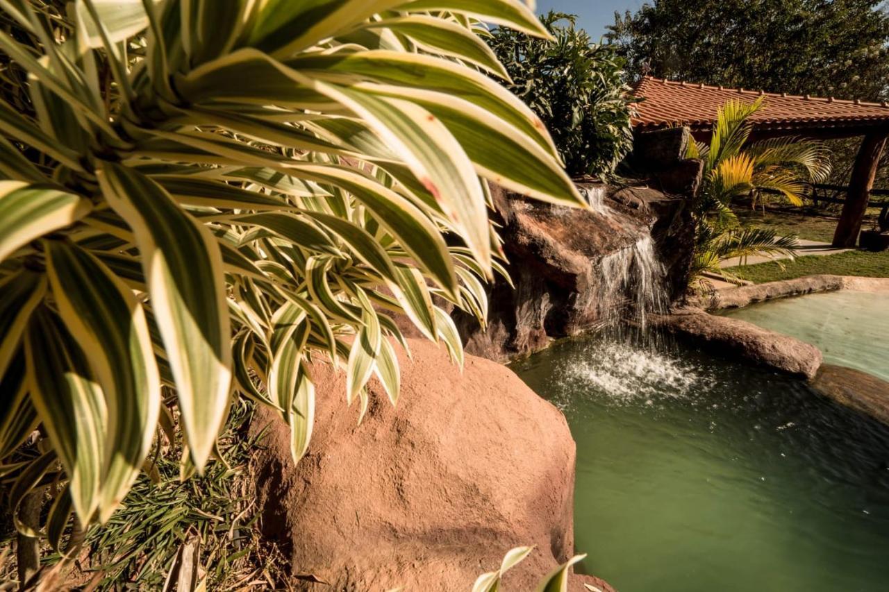 Casa De Campo Com Piscina Cascata Artificial Sao Lourenco  Exterior photo